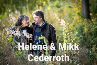 Ett par står och tittar på varandra med texten Helene och Mikk Cederroth